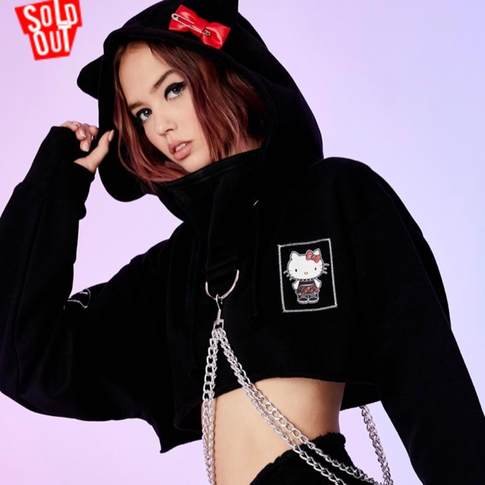 hello kitty x dollskill cropped hoodie